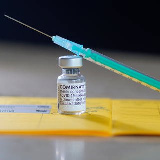 Corona-Impfung: EMA entscheidet über angepasste Omikron-Impfstoffe 