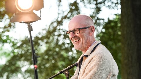 Peter Wohlleben will in seinem neuen Buch "Waldwissen" die Menschen zu einem rücksichtsvolleren Umgang mit der Natur animieren.