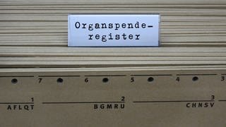 Ab Montag, dem 18. März 2024, können in Deutschland alle ihre Haltung zur Organspende in einer bundesweiten Organspende-Register eintragen.
