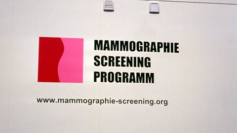 Alle zwei Jahre werden Frauen zwischen 50 und 75 Jahre zum Mammografie-Screening eingeladen. Sinn der Untersuchung ist die Früherkennung auf Brustkrebs.