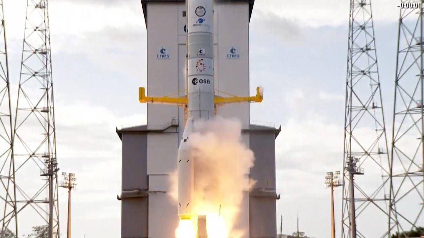 Europas Rakete Ariane 6 startet im Weltraumbahnhof in Kourou
