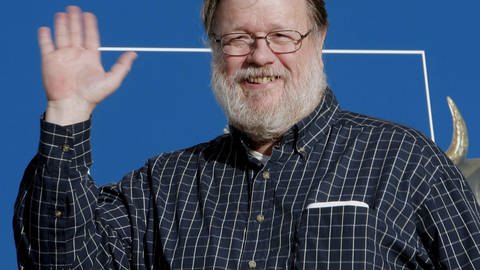 Ray Tomlinson ist der Erfinder der E-Mail.