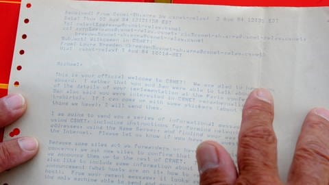Originalausdruck der ersten E-Mail, die vor 40 Jahren in Deutschland ankam mit dem Betreff "Wilkomen im CSNET".