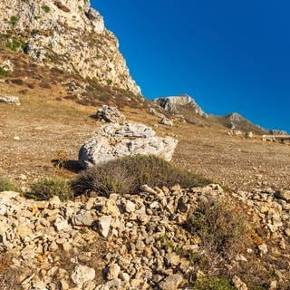 Landschaft mit Felsen in Sizilien