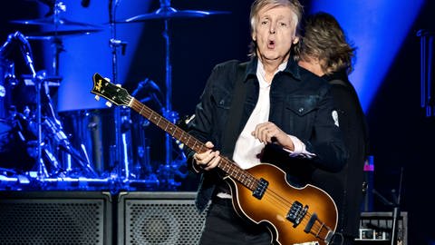 Auch der Ex-Beatles Paul McCartney hat eine limitierte Gitarren-Auswahl. Er ist Linkshänder.