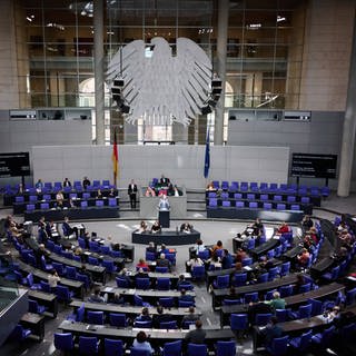 Plenarsitzung im Bundestag in Berlin. 